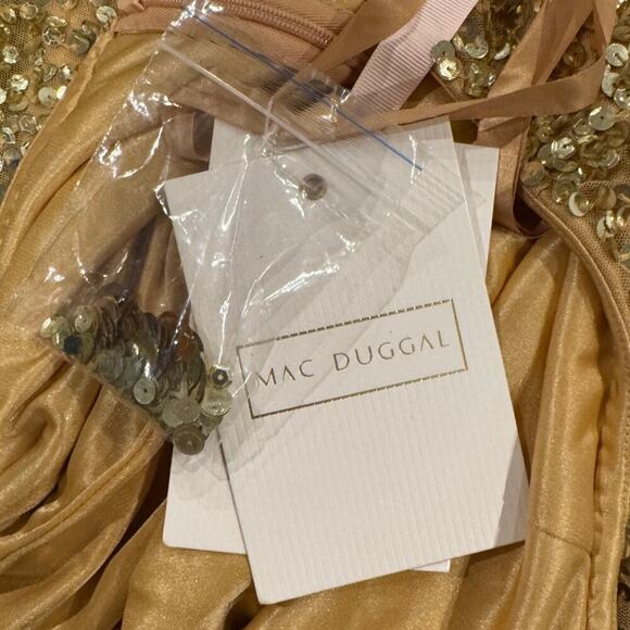 NWT Mac Duggal 6077 Gold Thin Strap Cut Out Gown With Ombre Sequins Size 8 - Picture 10 of 12